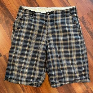 OTB Men’s Plaid Shorts